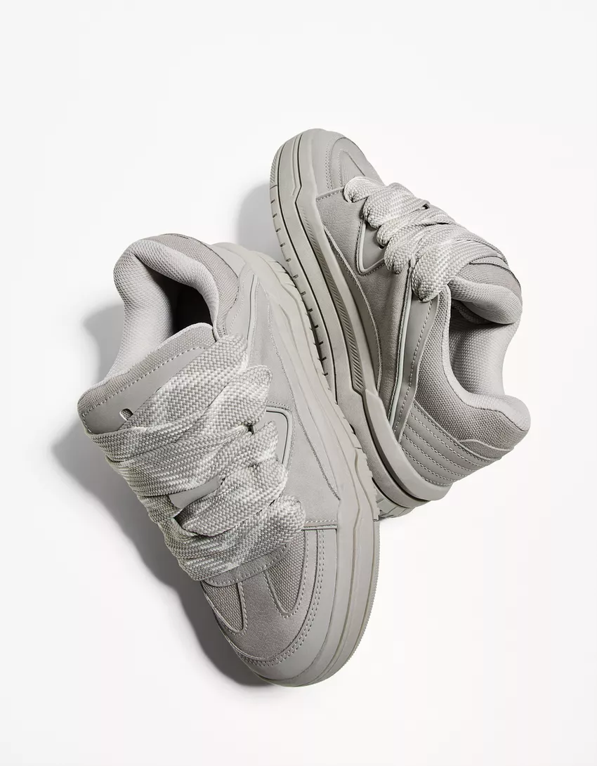 Chunky skater sneakers