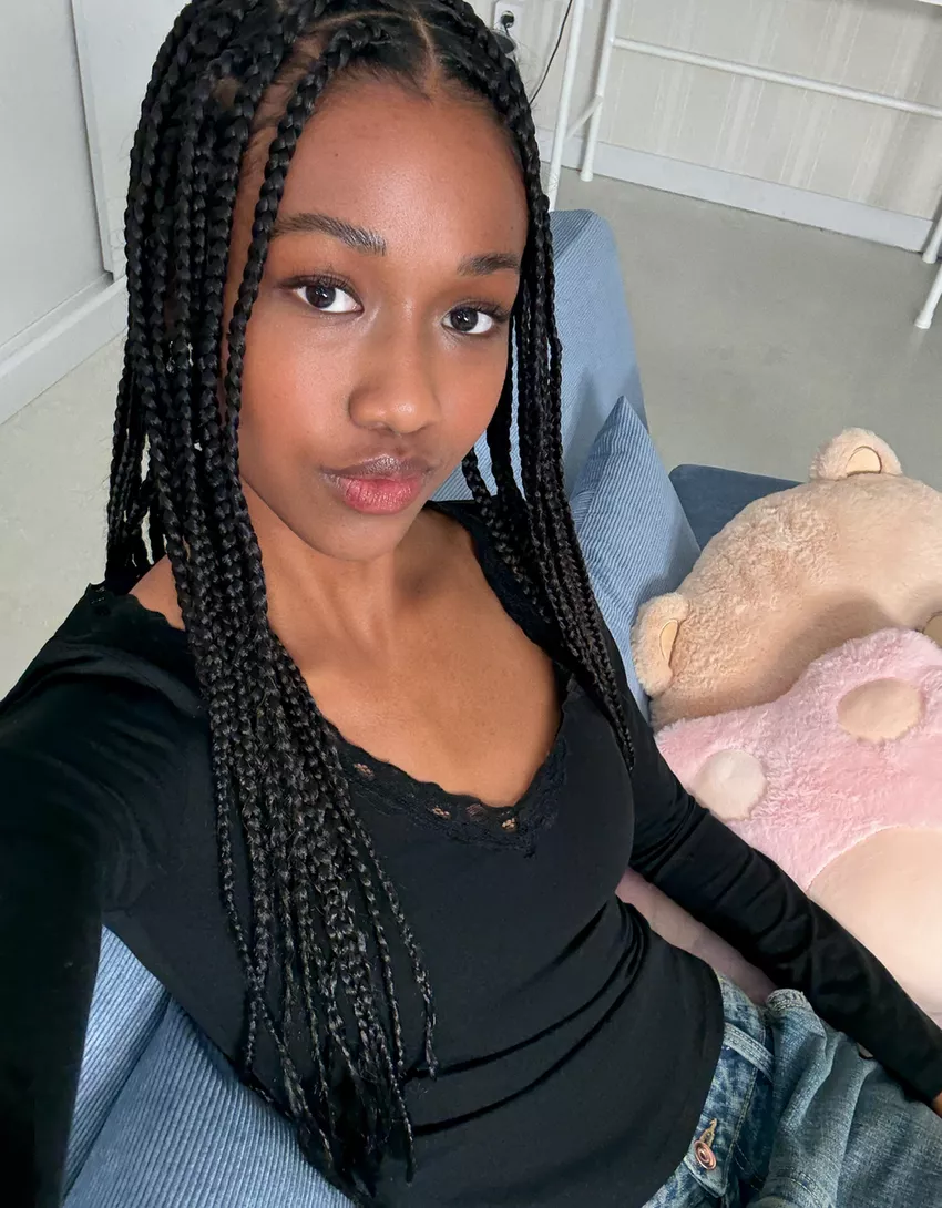 Long sleeve lace-trimmed T-shirt