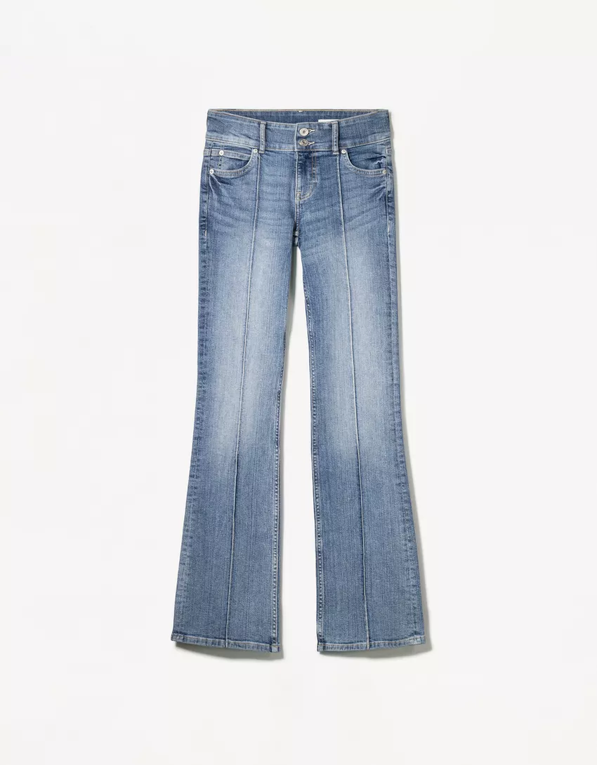 Low-rise bootcut jeans