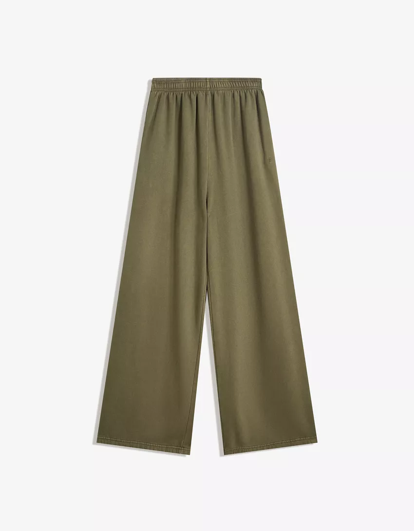 Plush joggers with stoppers