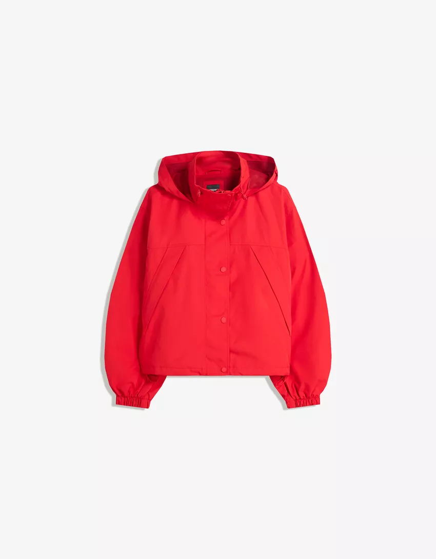 Water-resistant and windproof technical jacket