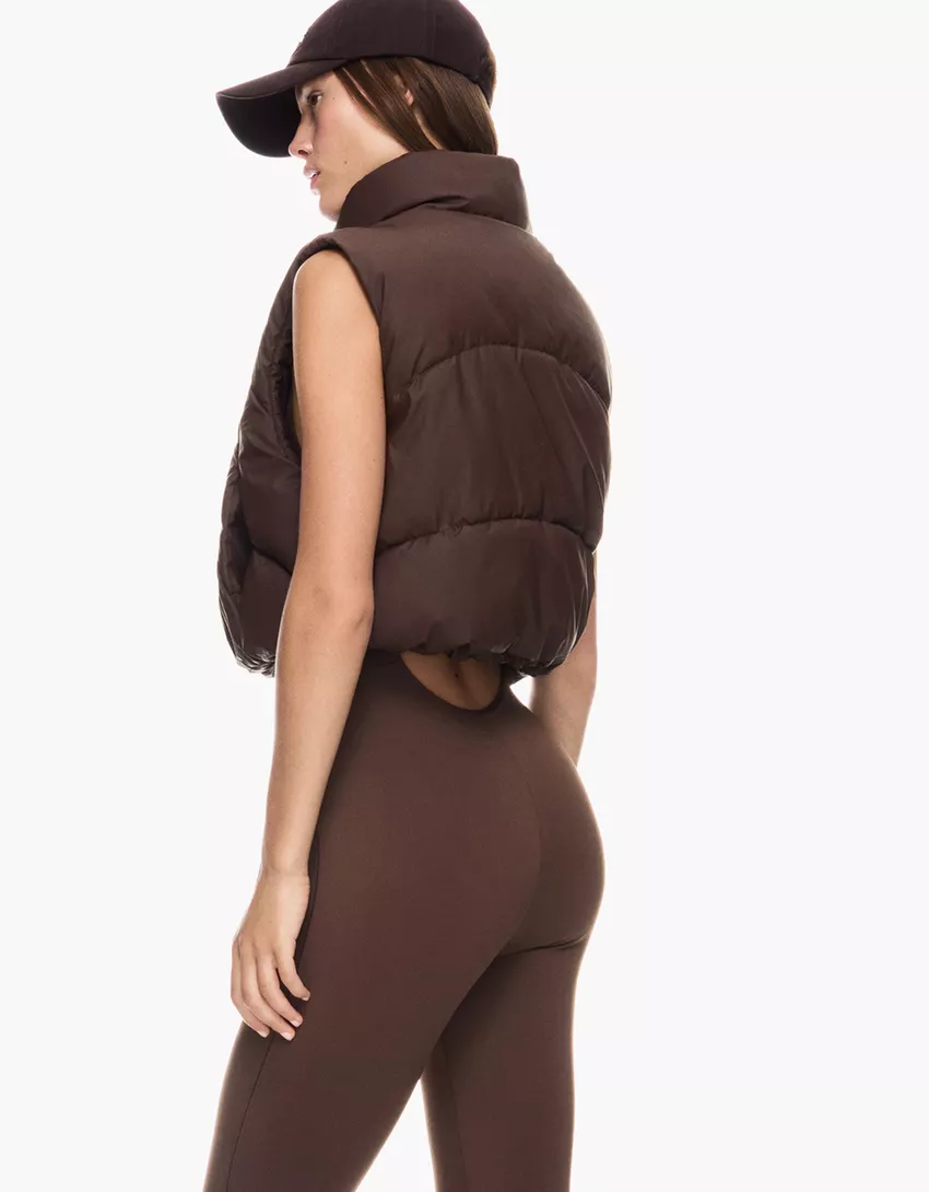 Cropped puffer vest