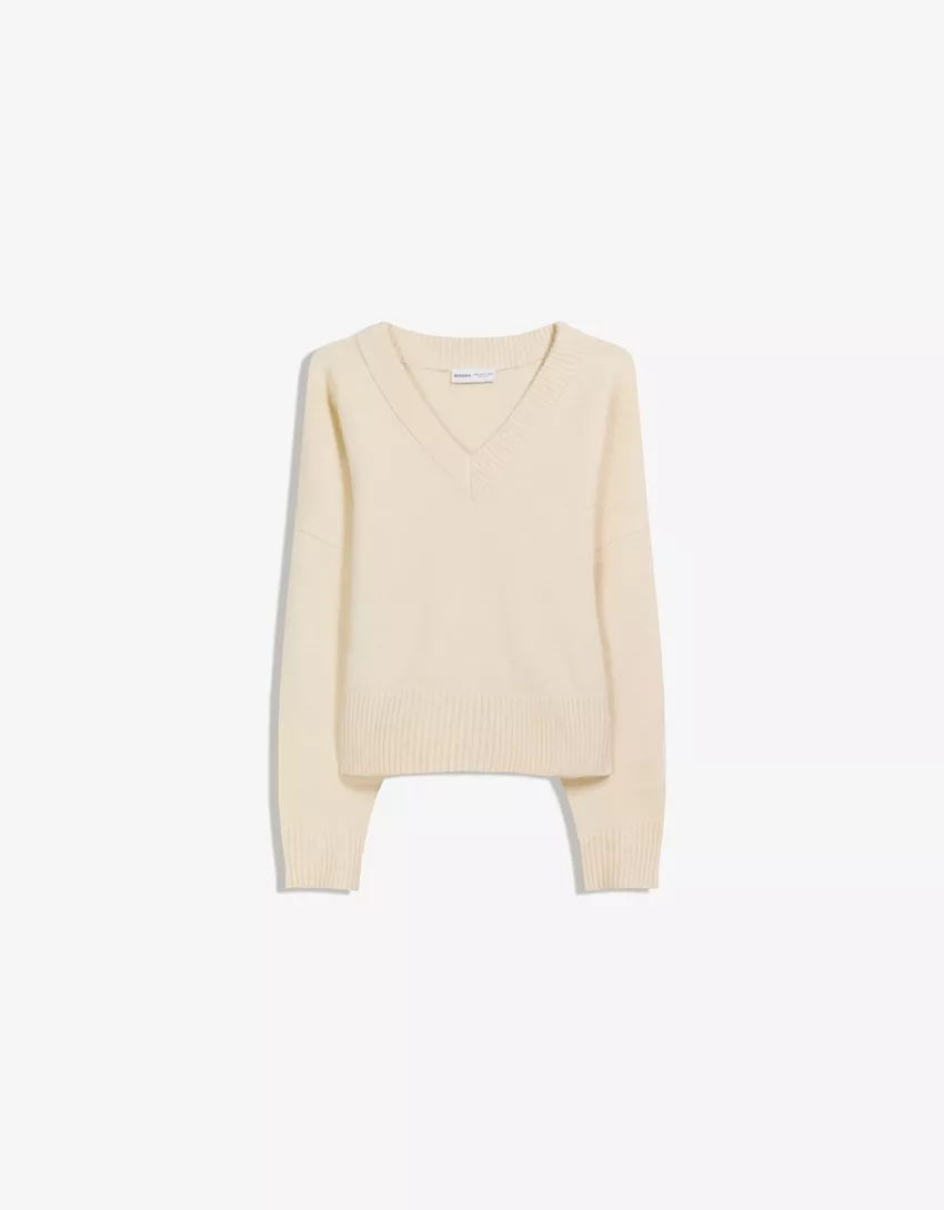 V-neck cropped sweater