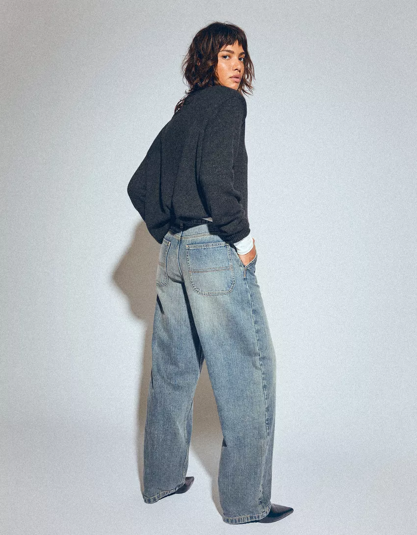 Skater-fit baggy jeans