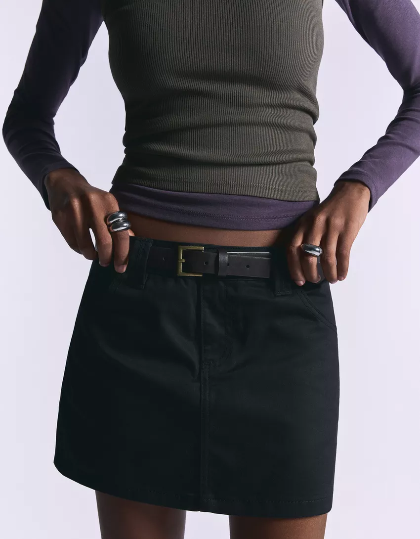 Mini skirt with belt