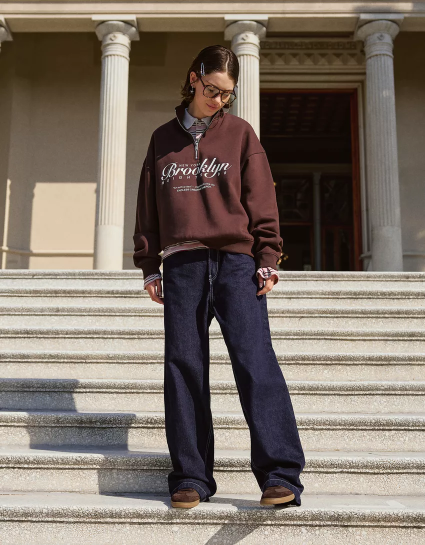 Printed zip-up neck sweatshirt