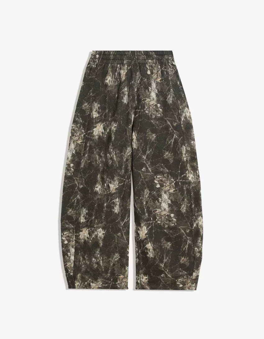 Printed plush barrel pants