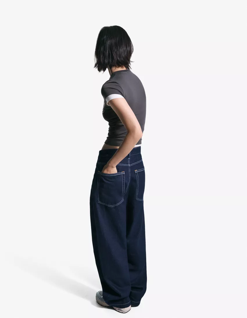 Short sleeve studded print T-shirt