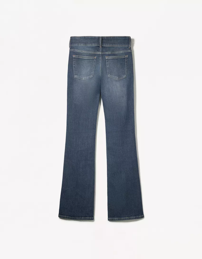 Low-rise bootcut jeans