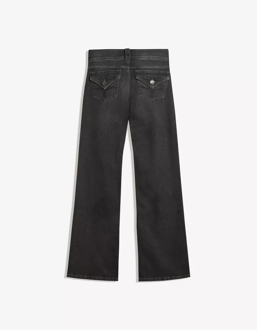 Bootcut jeans with flaps