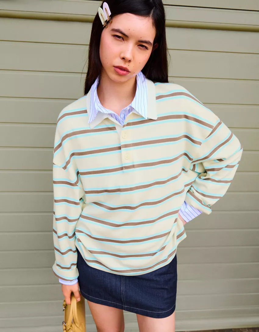 Long sleeve T-shirt with polo collar