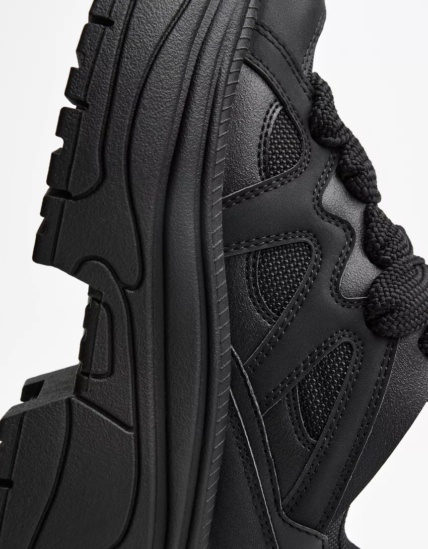 XL platform sneakers