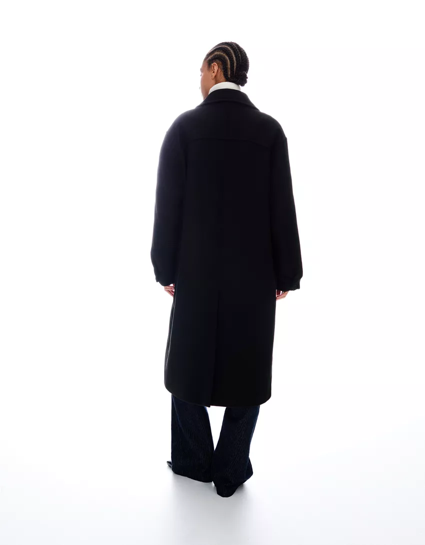 Long drop-shoulder coat