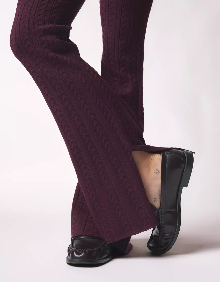 Cable-knit flared pants