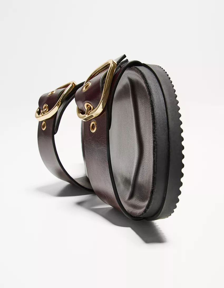 Flat slider sandals with buckles