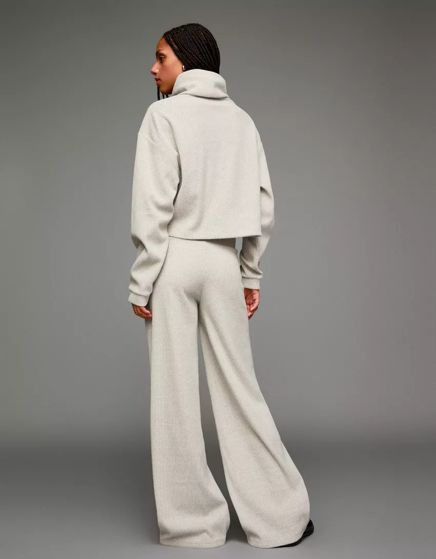 Soft ribbed wide-leg pants