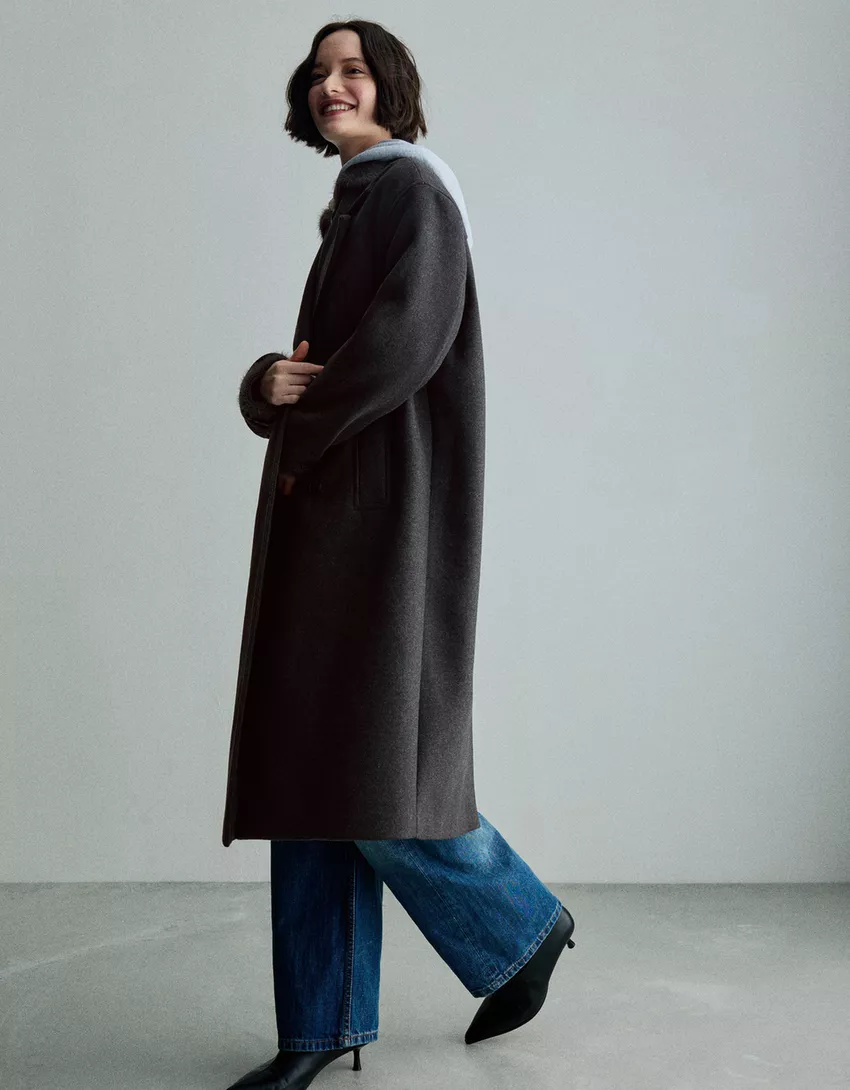Long drop-shoulder coat
