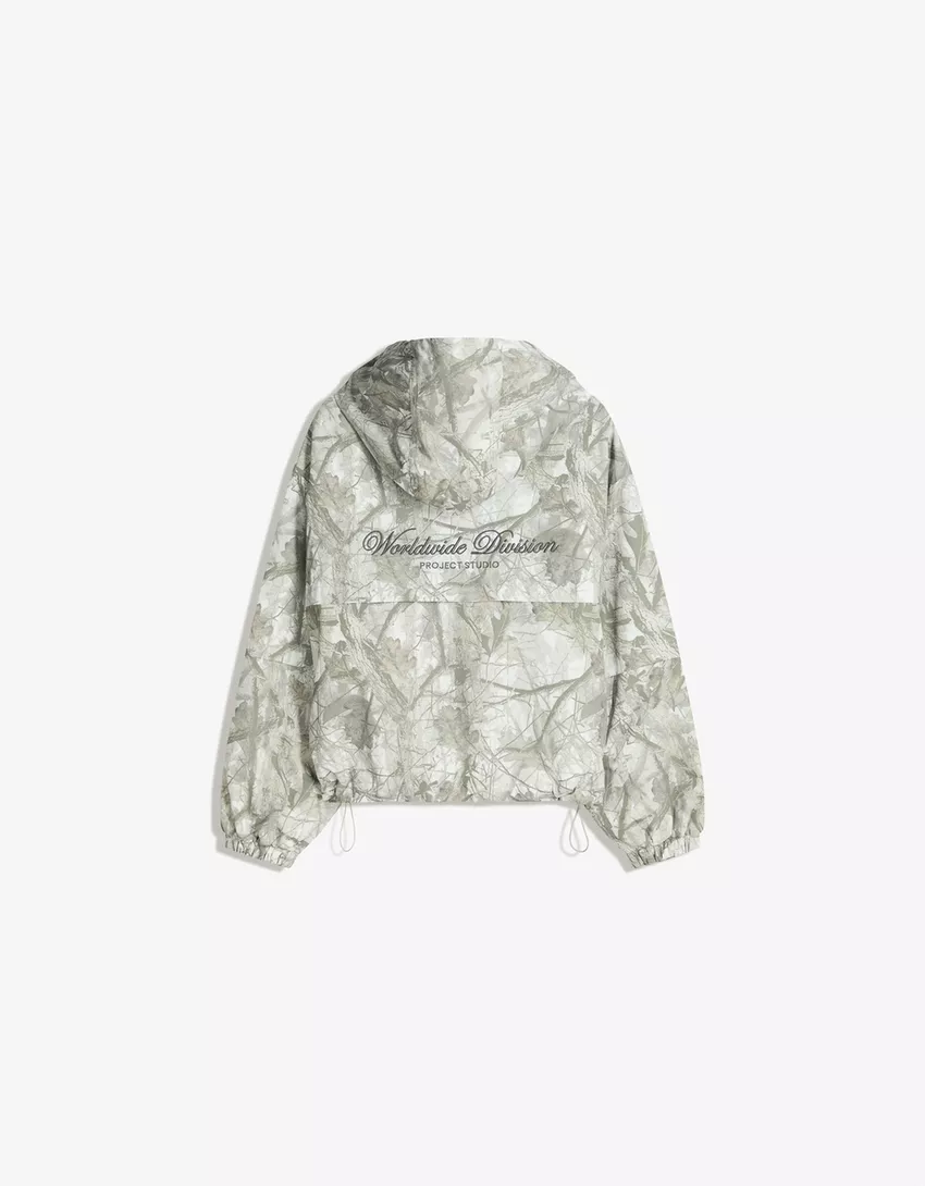 Printed hooded puffer jacket