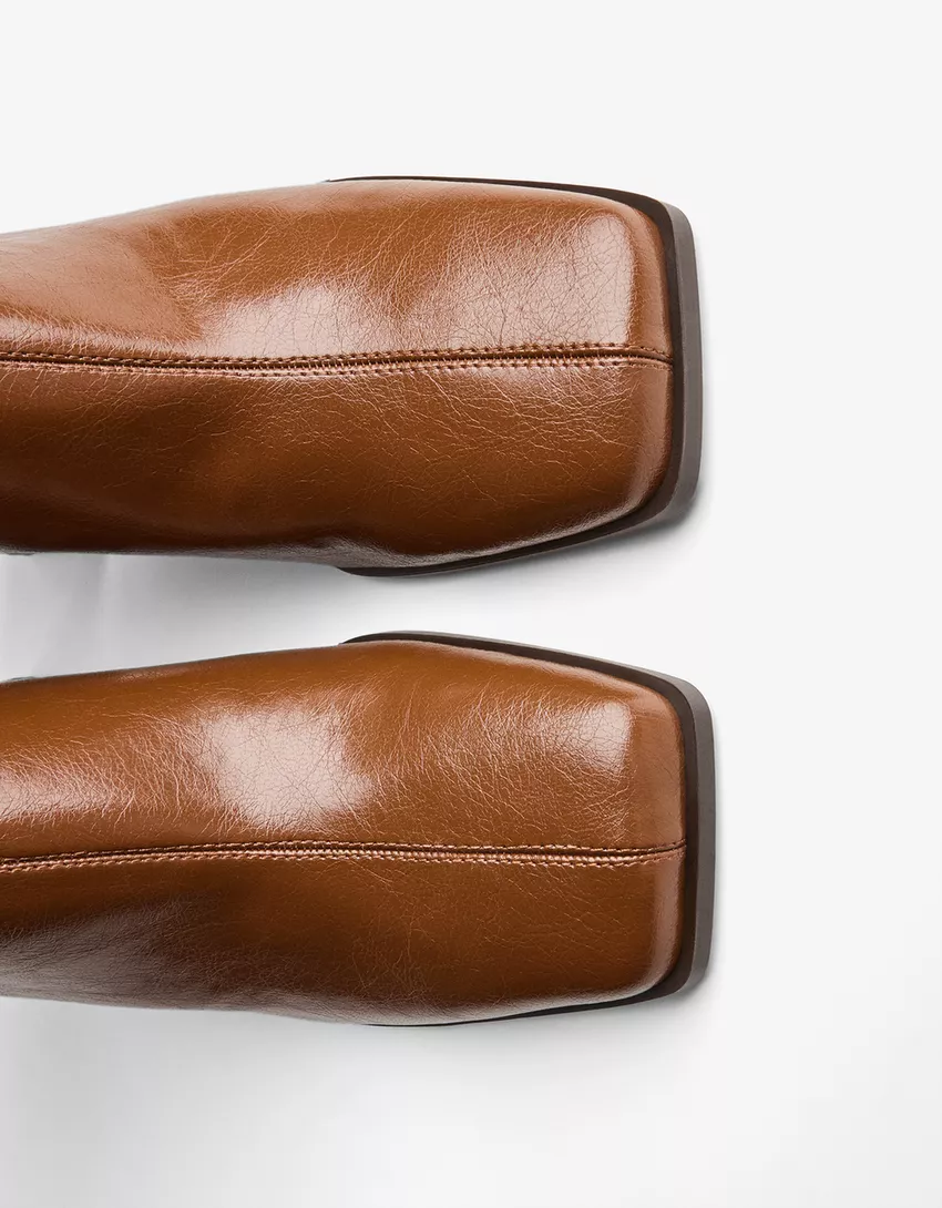 Chunky heel ankle boots