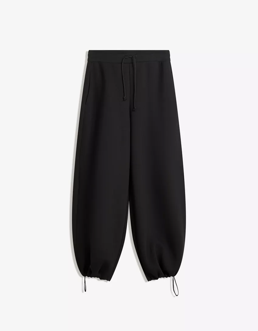 Plush barrel pants with stoppers