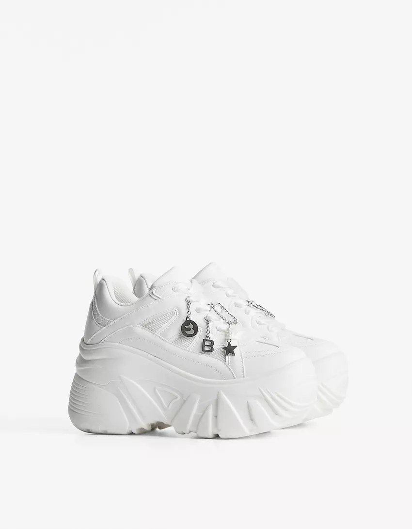 XL platform sneakers with charms