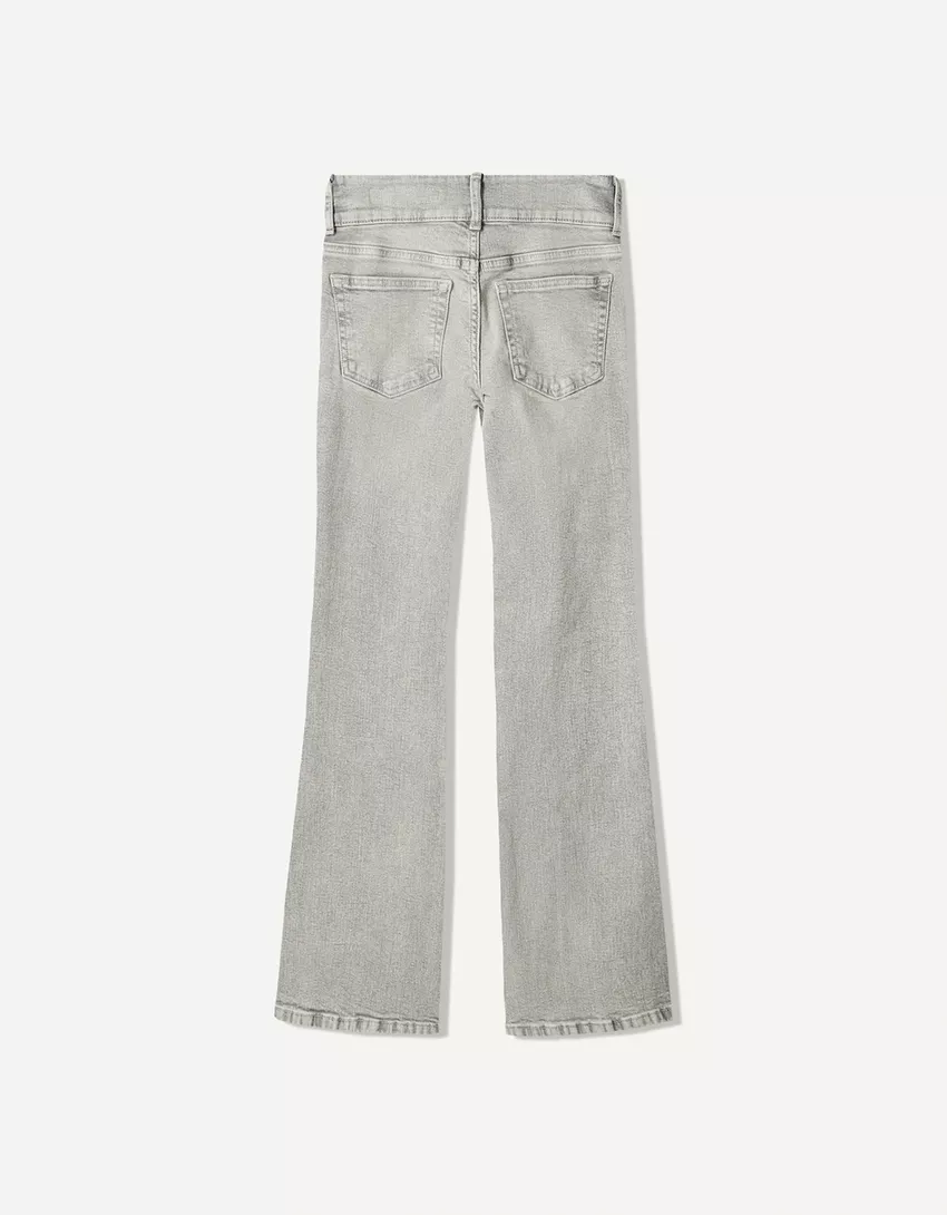 Low-rise bootcut jeans