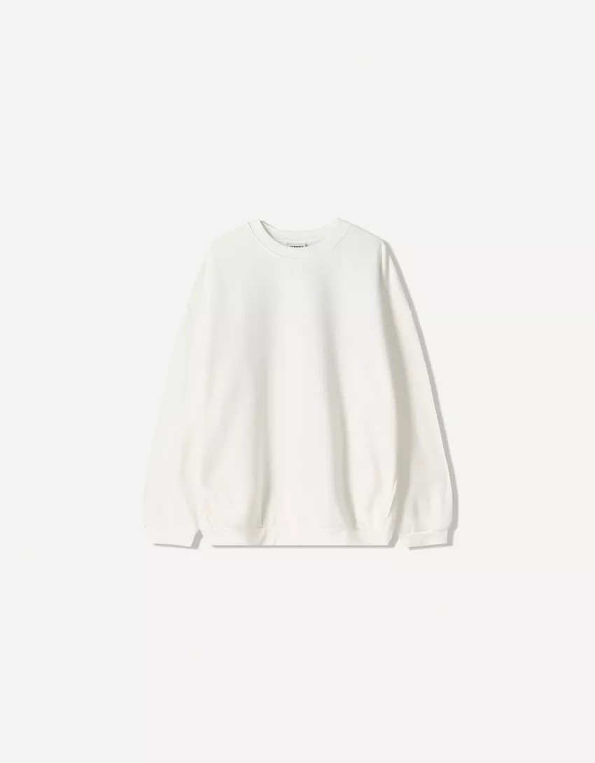 Oversize sweatshirt with pockets