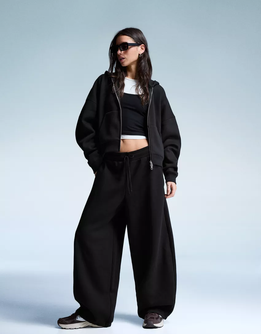 Plush barrel pants with stoppers