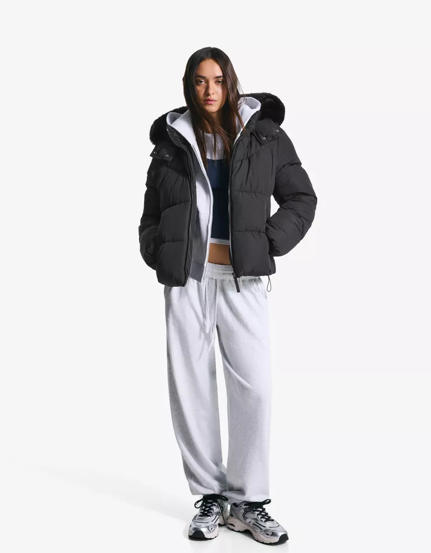 Water-repellent hooded puffer jacket with faux fur