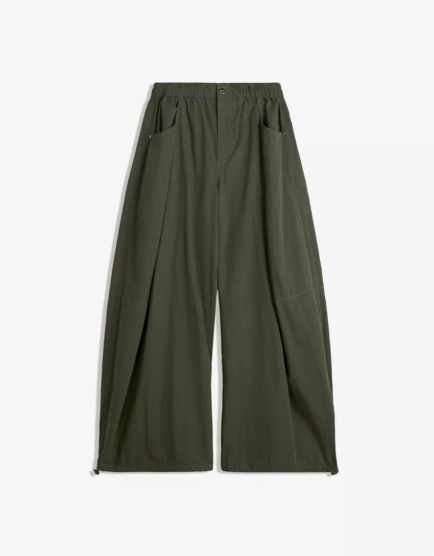 Technical balloon parachute pants