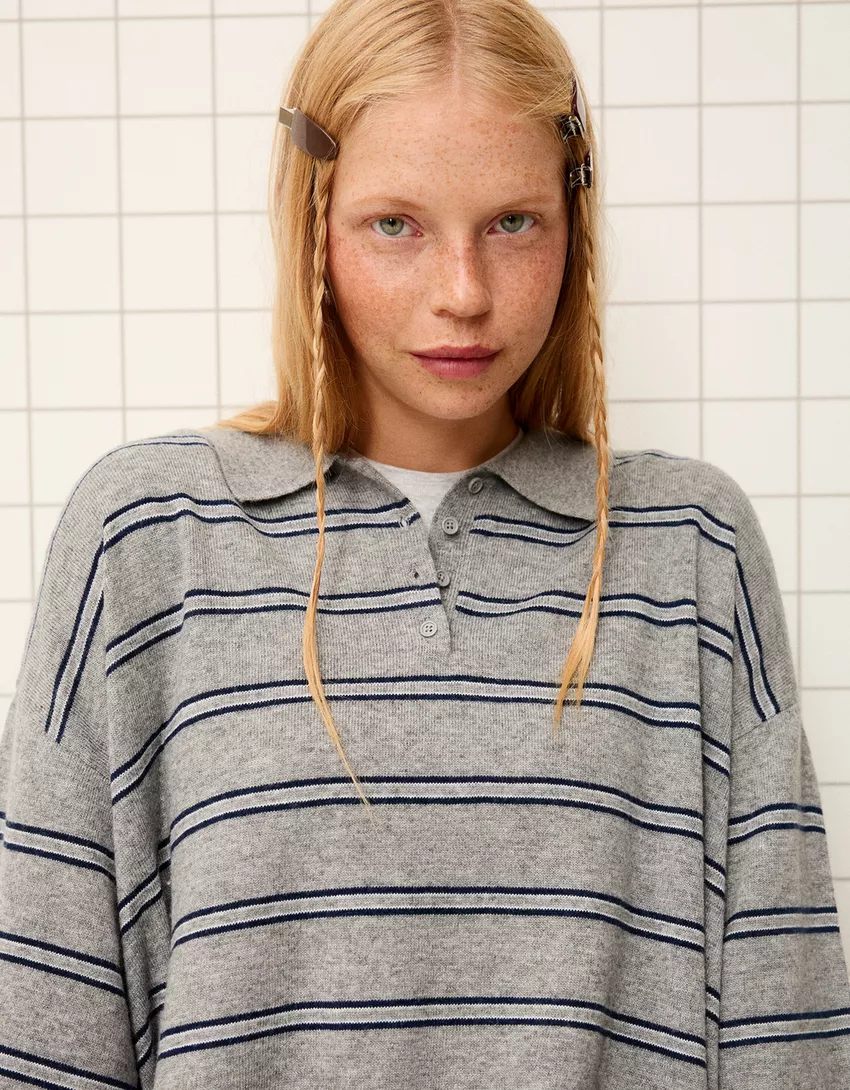 Sweater with polo collar