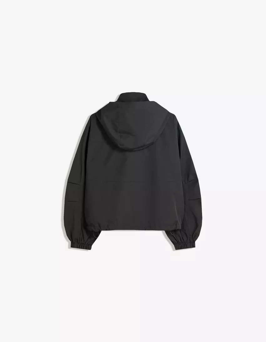 Water-resistant and windproof technical jacket