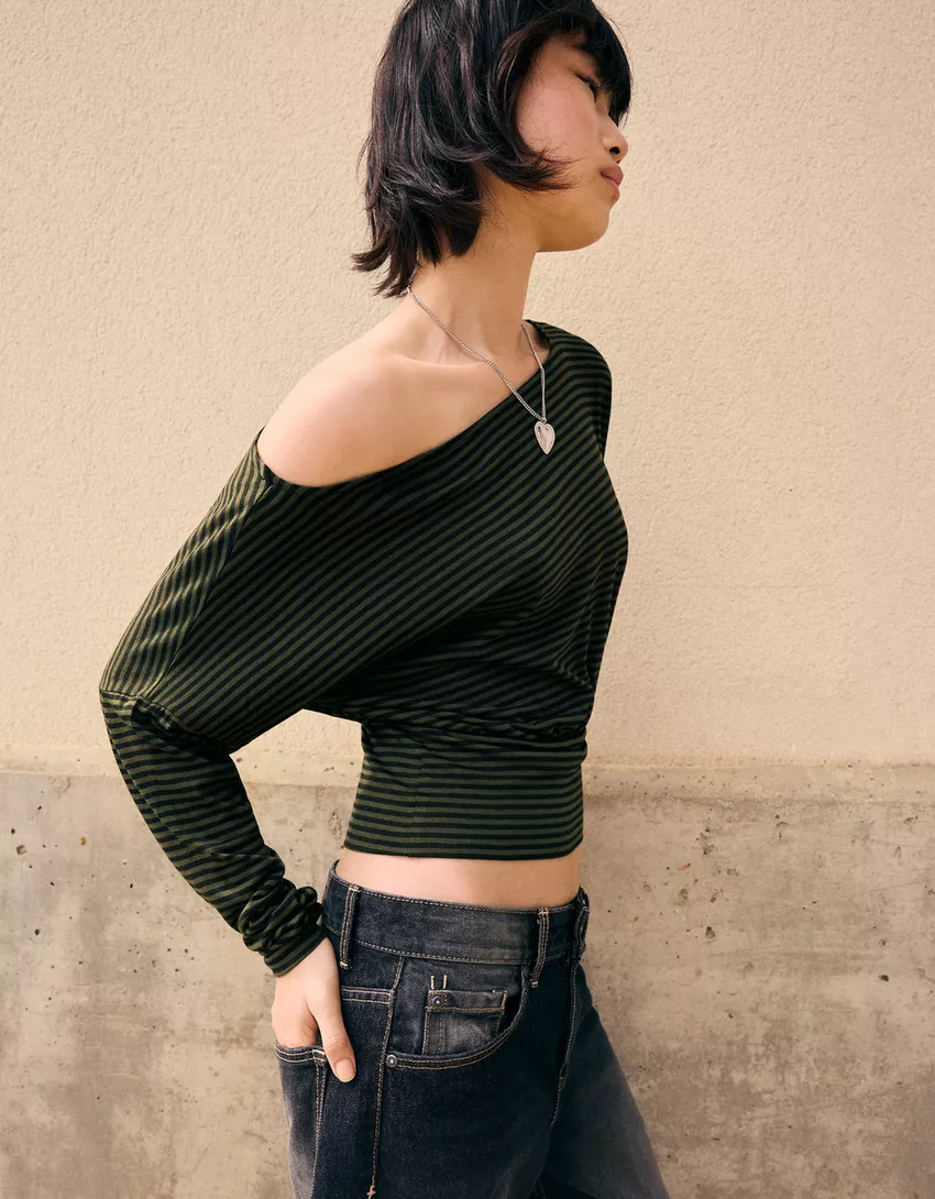 Striped long sleeve sash T-shirt