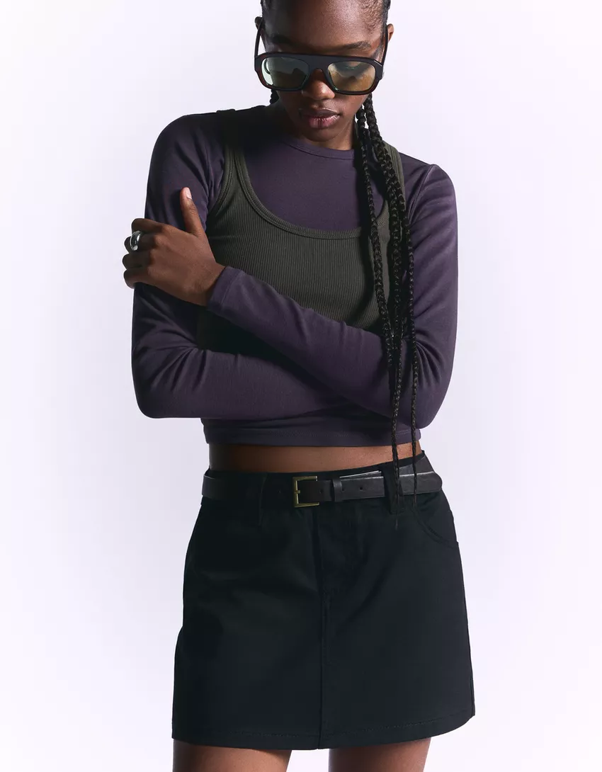 Mini skirt with belt