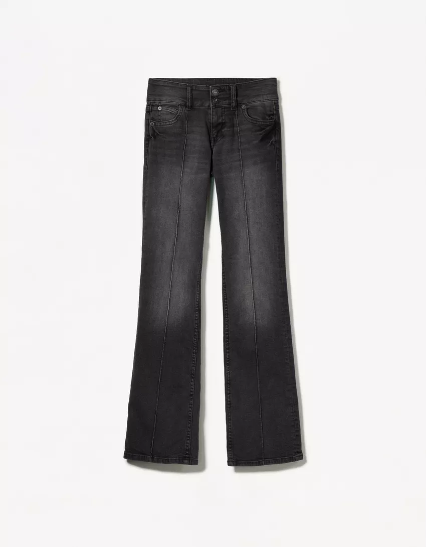 Low-rise bootcut jeans
