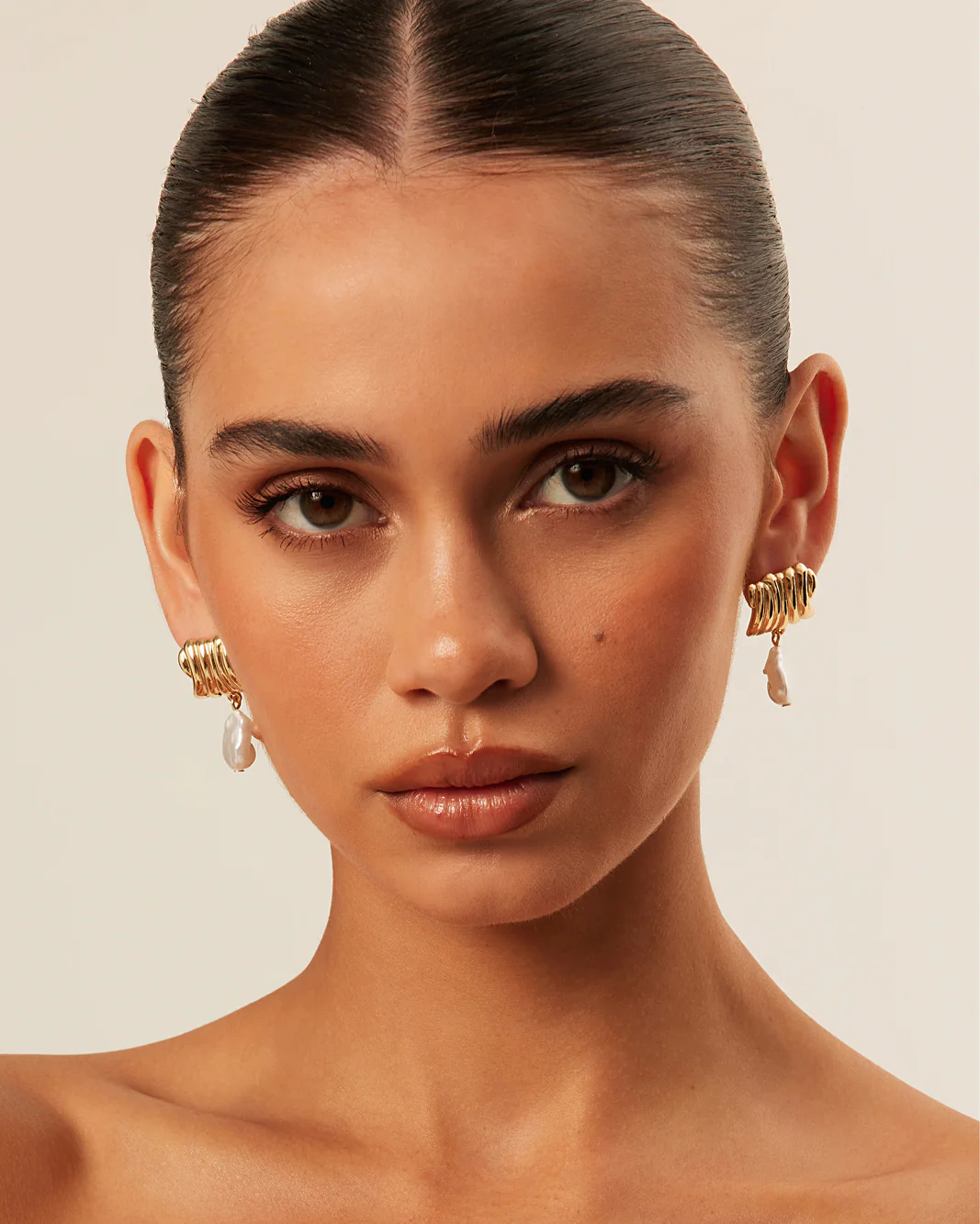 MACKENZIE EARRING - GOLD-PEARL