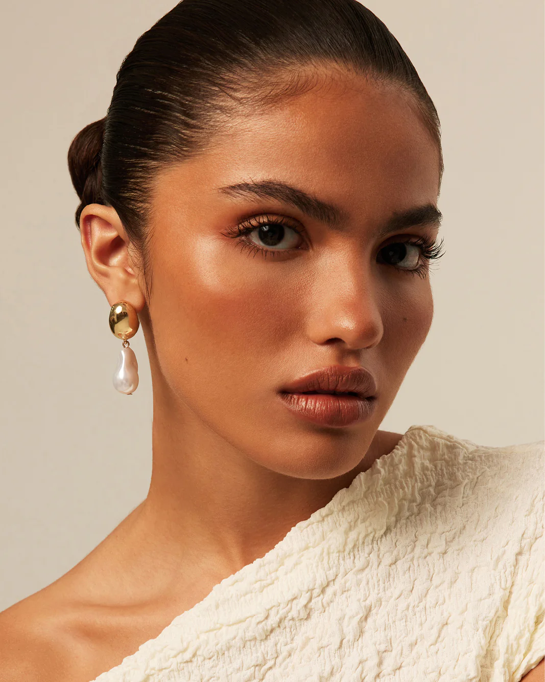 ELLE EARRING - GOLD-PEARL