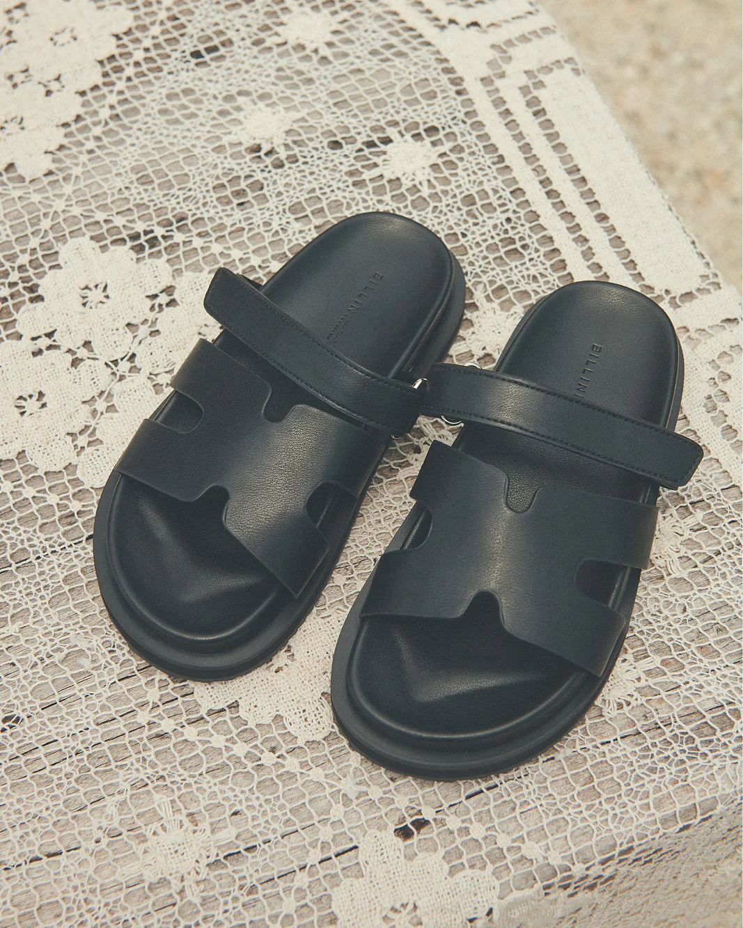 THEO MINI - BLACK