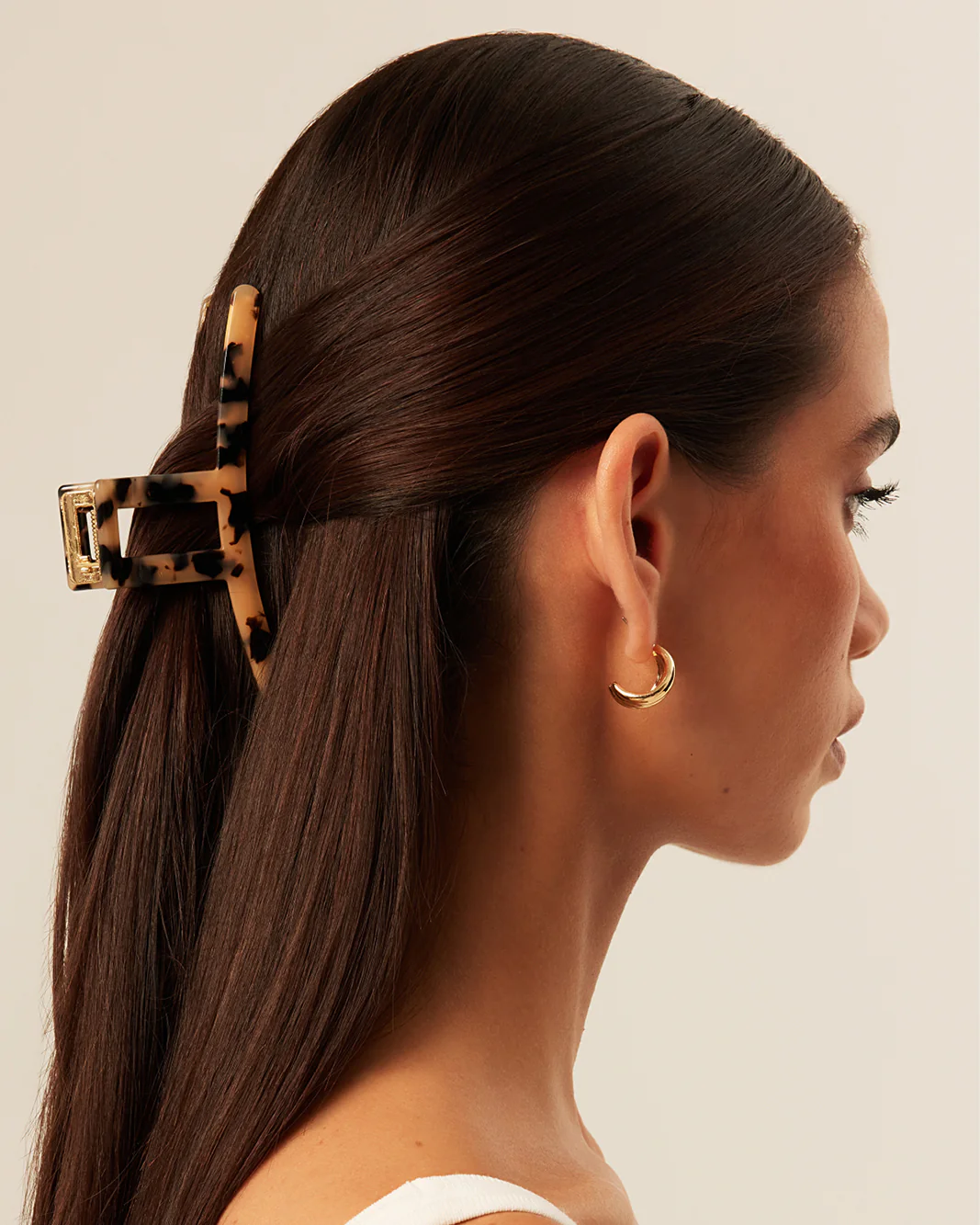 RESIN METAL CLAW CLIP - BLONDE TORT-GOLD