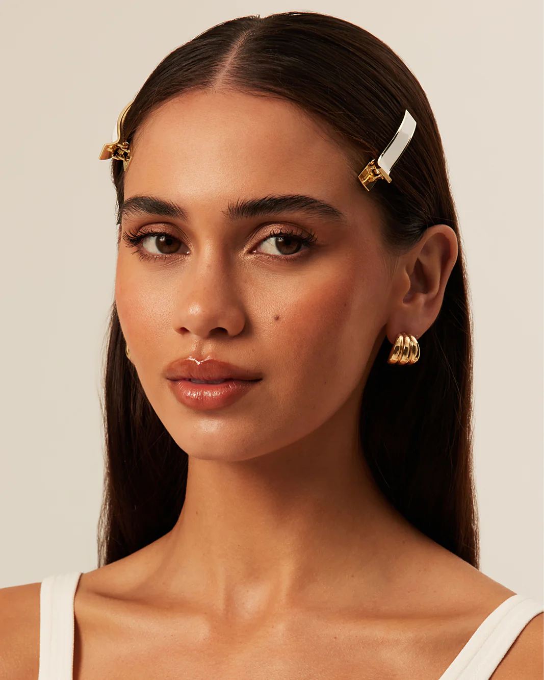 ENAMEL HAIR CLIP - WHITE