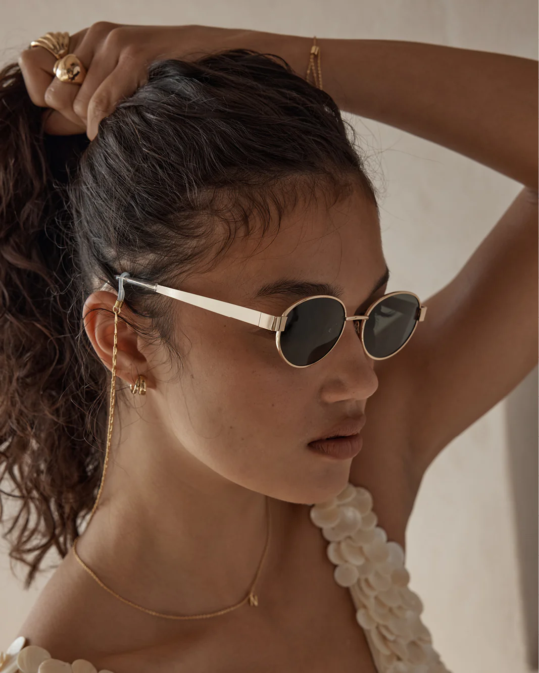 SUNGLASS CHAIN - GOLD