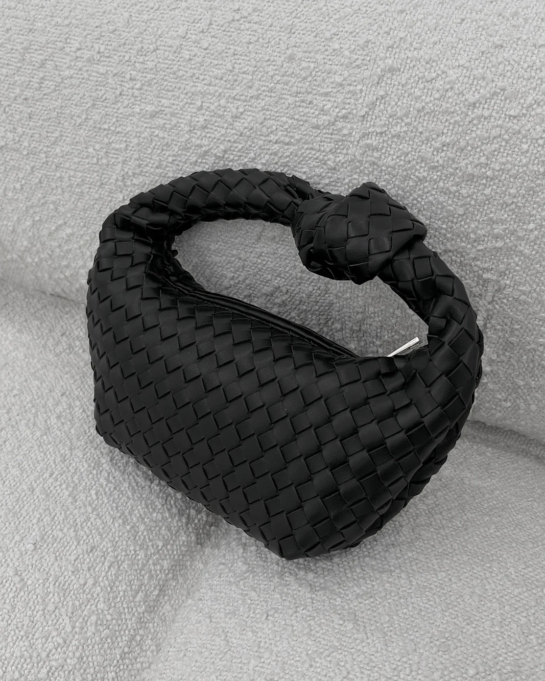 KERI HANDLE BAG - BLACK