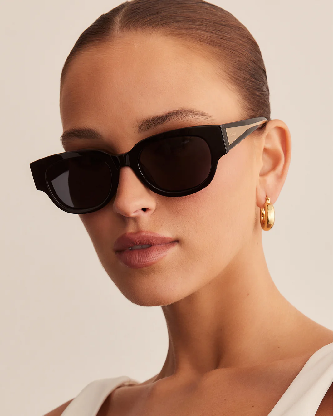 THE MARKLE - BLACK-BLACK