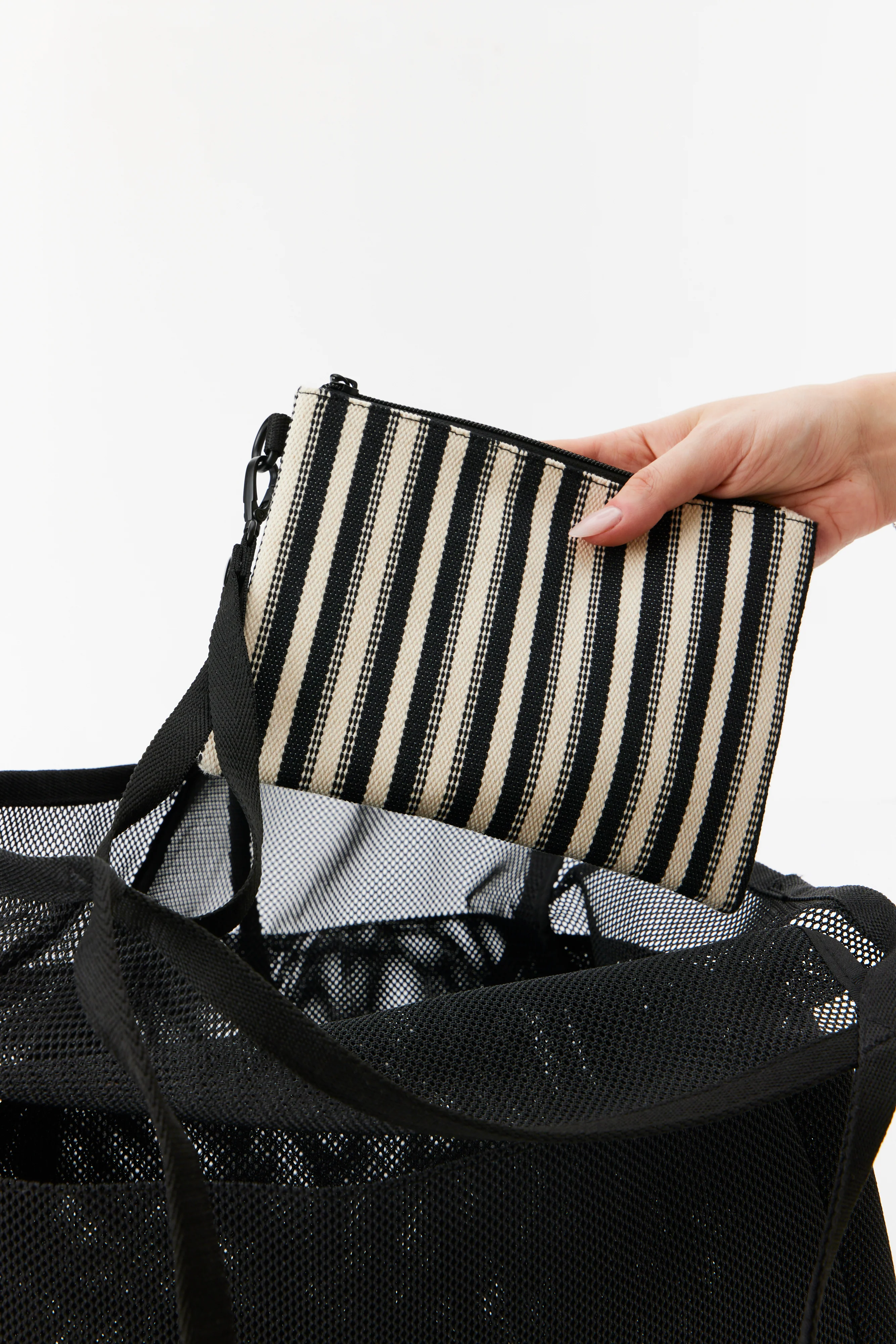 BEIS 'The Mesh Beach Tote in Black