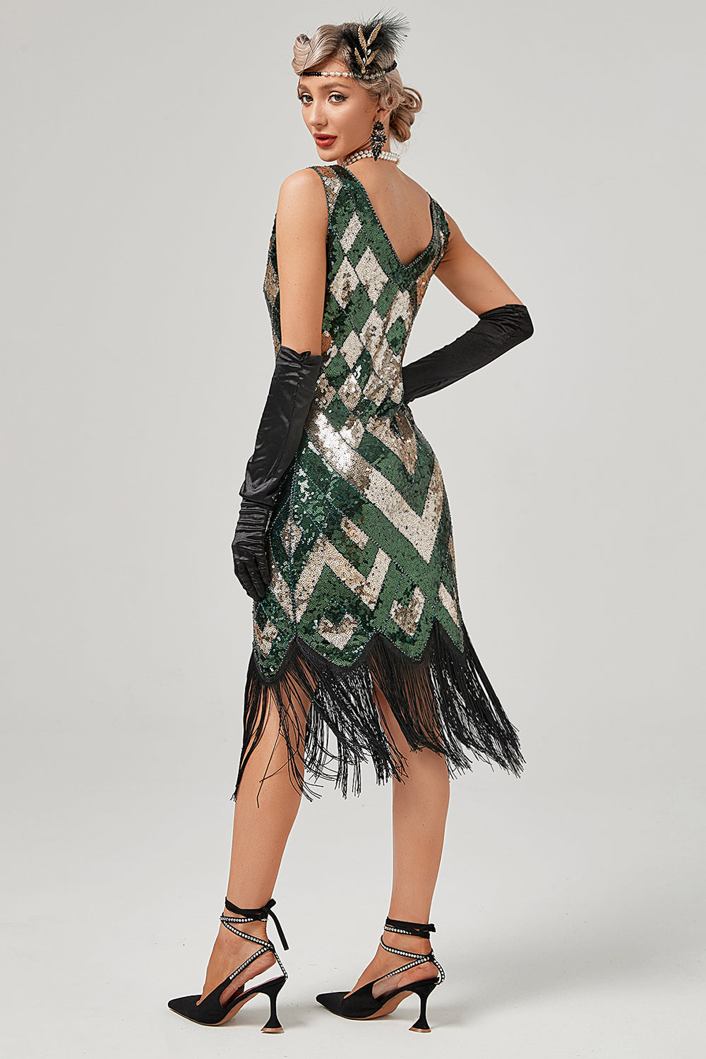 Green Scoop Neck Sleeveless Flapper Dress With Fringes