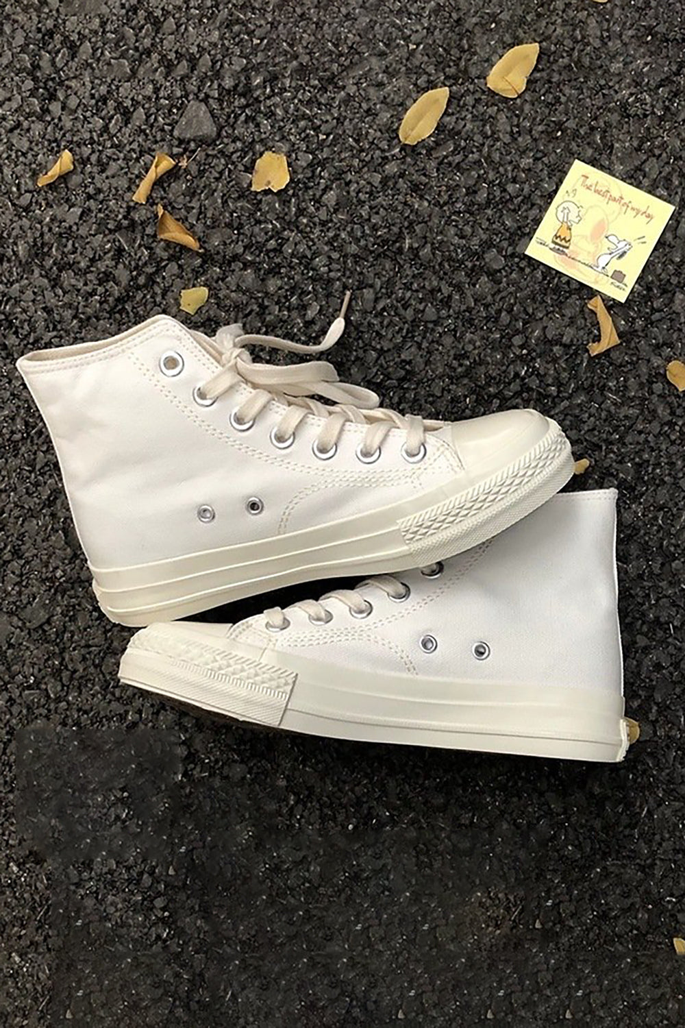 White High Top Walking Canvas Shoes