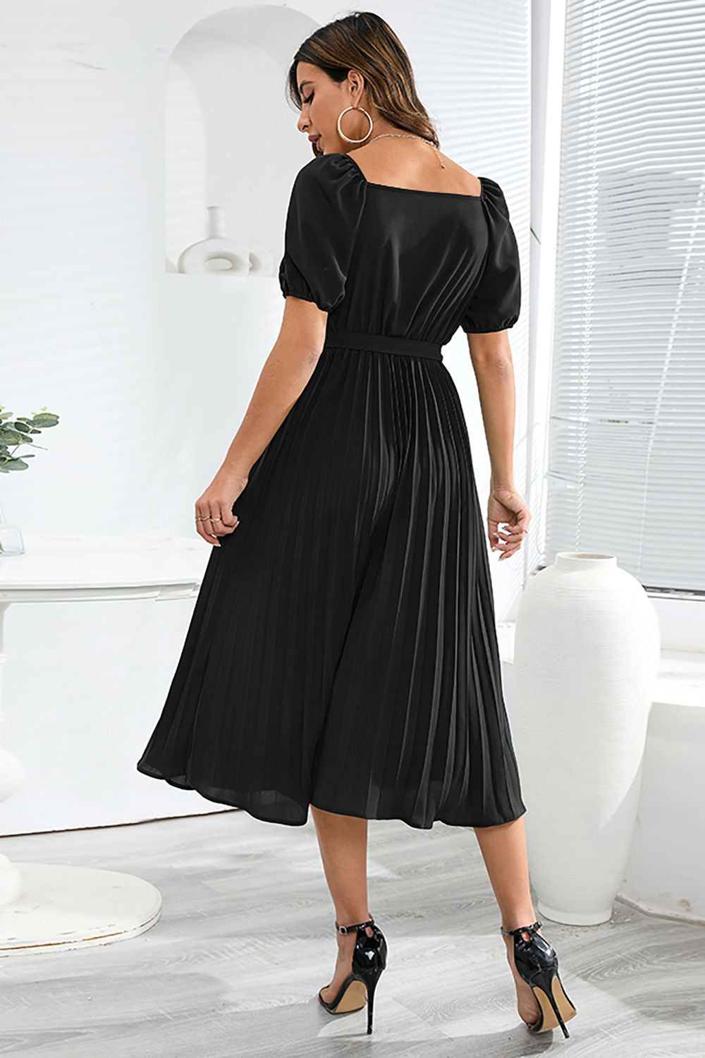 A-Line Short Sleeves Black Wedding Party Dress