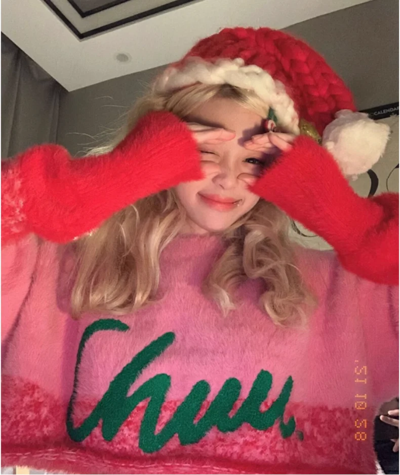 Christmas sweater themed outfits, women's jersey, atmospheric short soft and waxy outer wear red sweater for autumn and winter