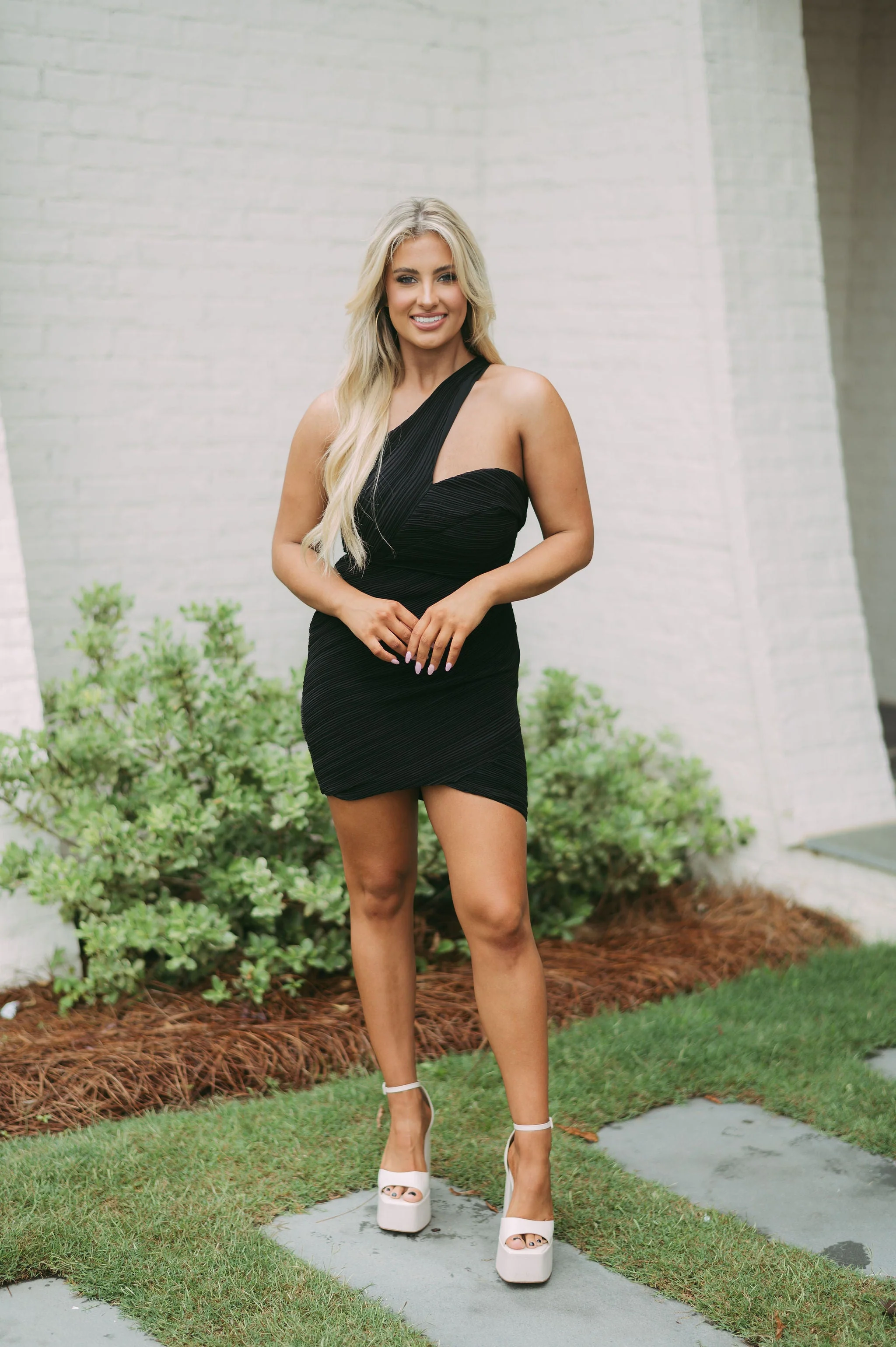 One Shoulder Texture DressBlack// PETITE