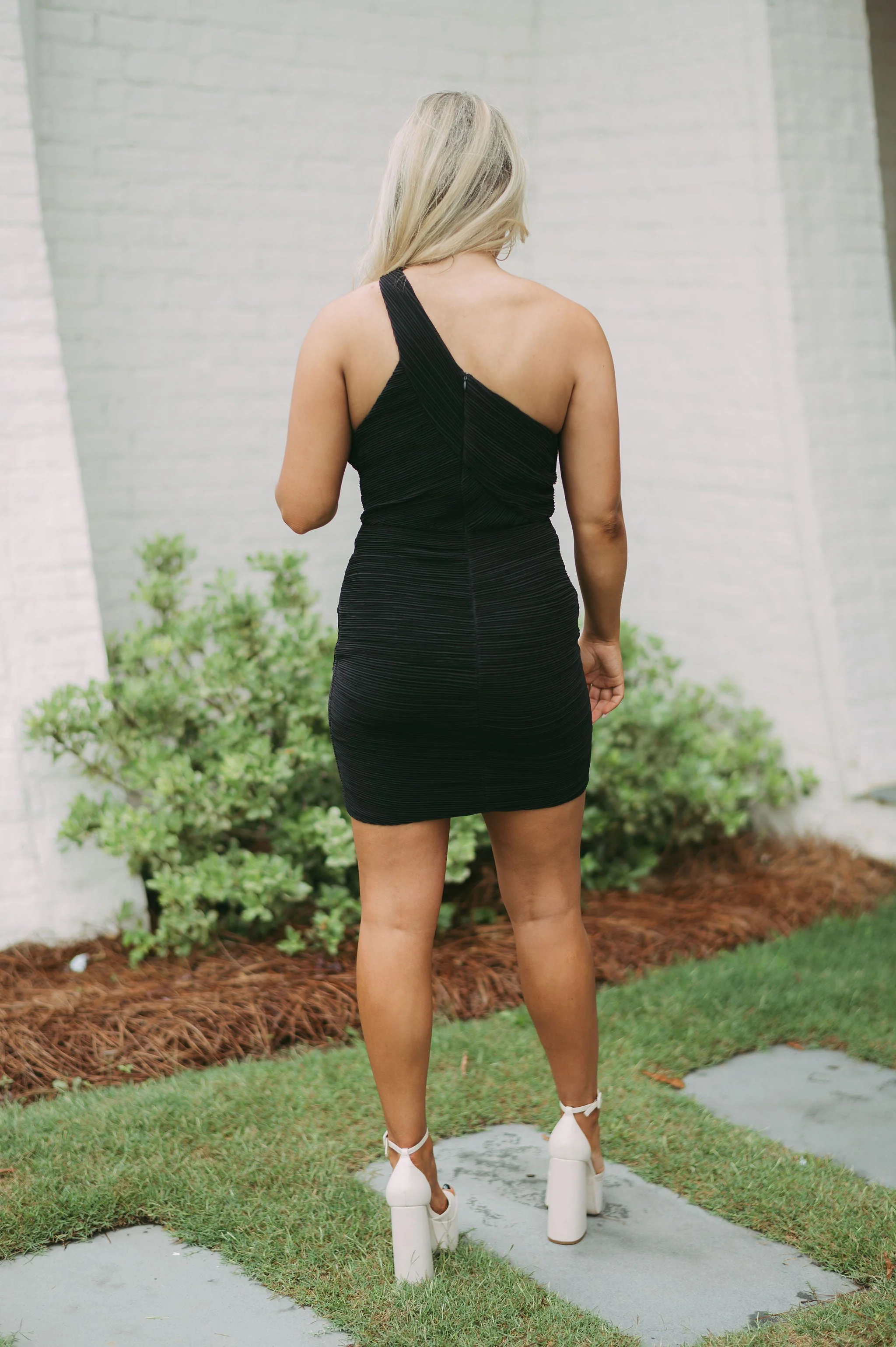 One Shoulder Texture DressBlack// PETITE